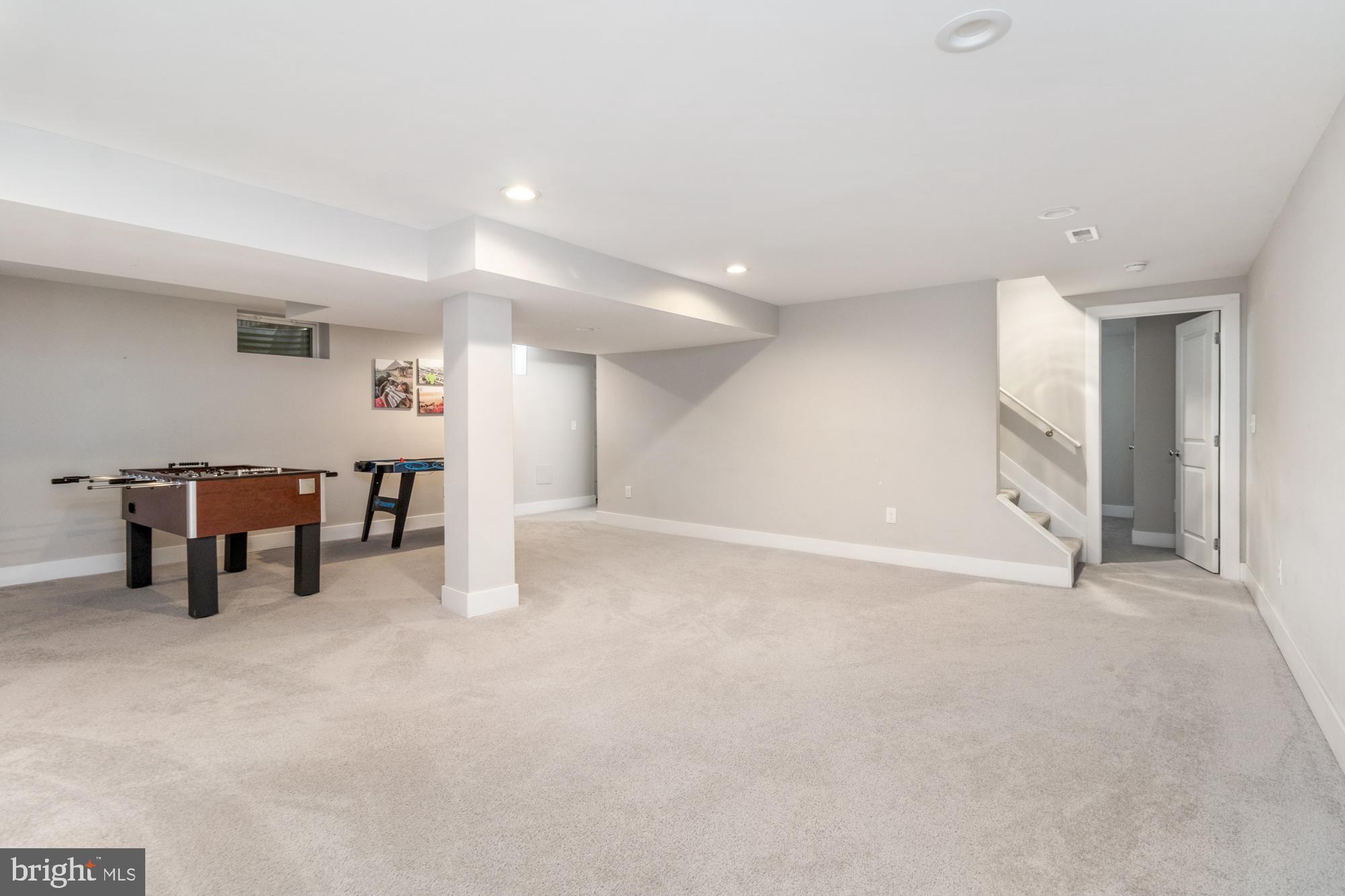 SPRINGDALE - Residential Lease