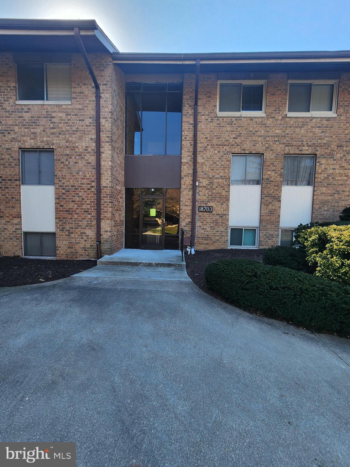 NORMANDIE ON THE LAKE I - Residential