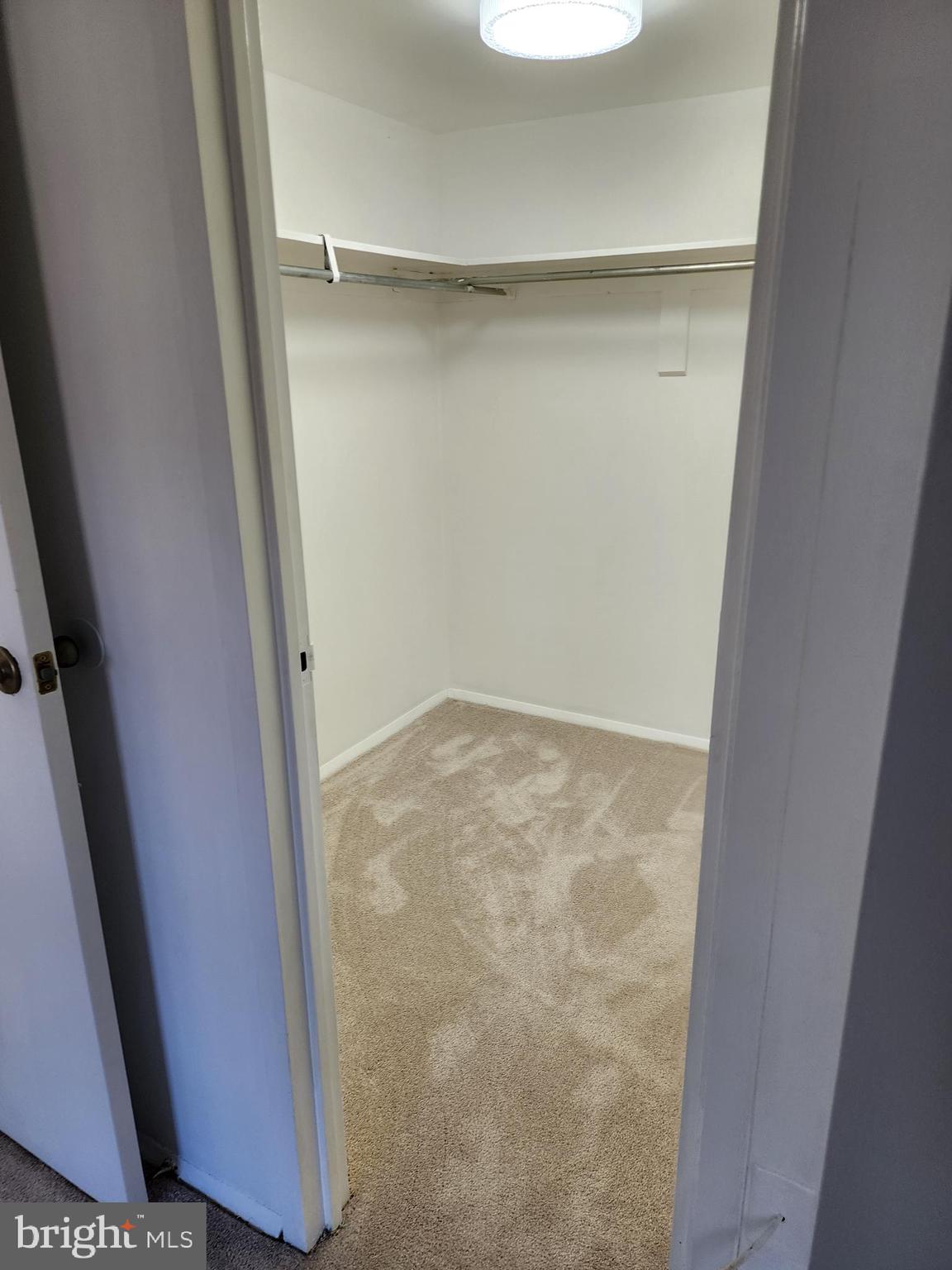 NORMANDIE ON THE LAKE I - Residential