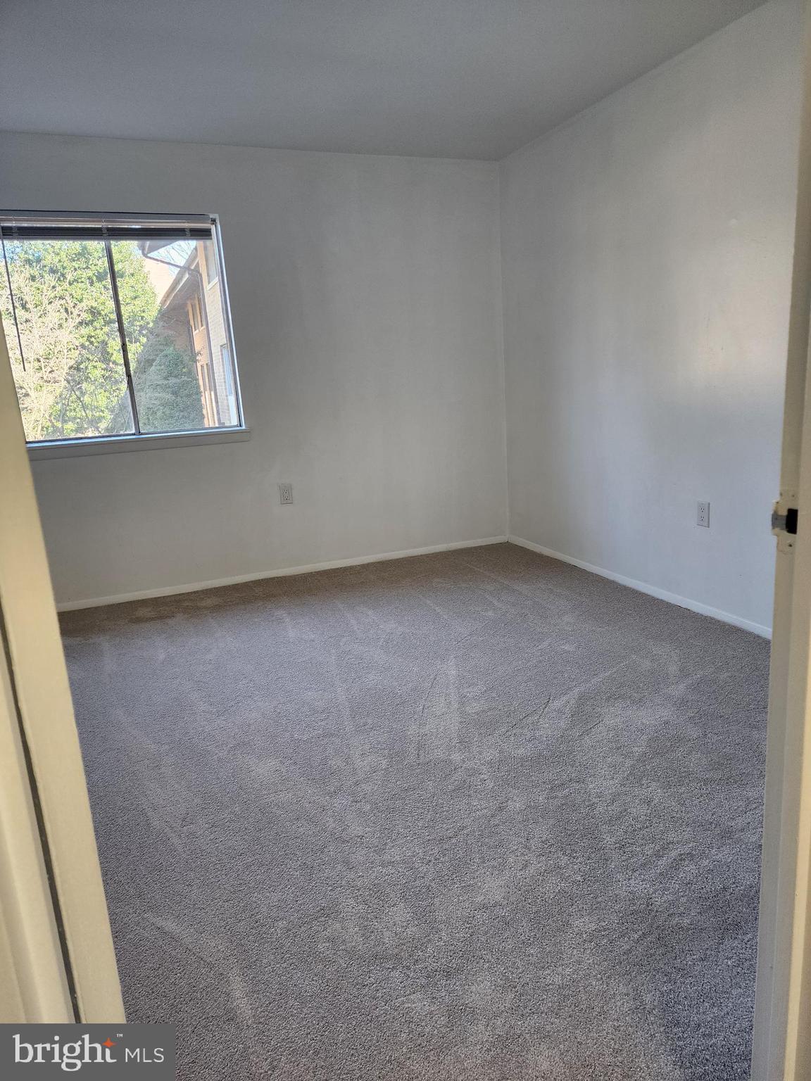 NORMANDIE ON THE LAKE I - Residential