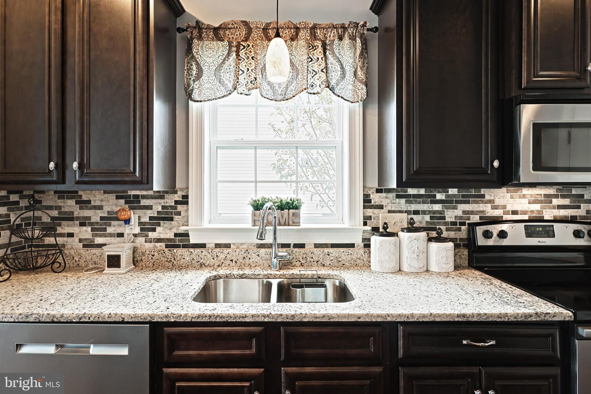 MILLWOOD HOMES AT BENNETT RUN - Residential