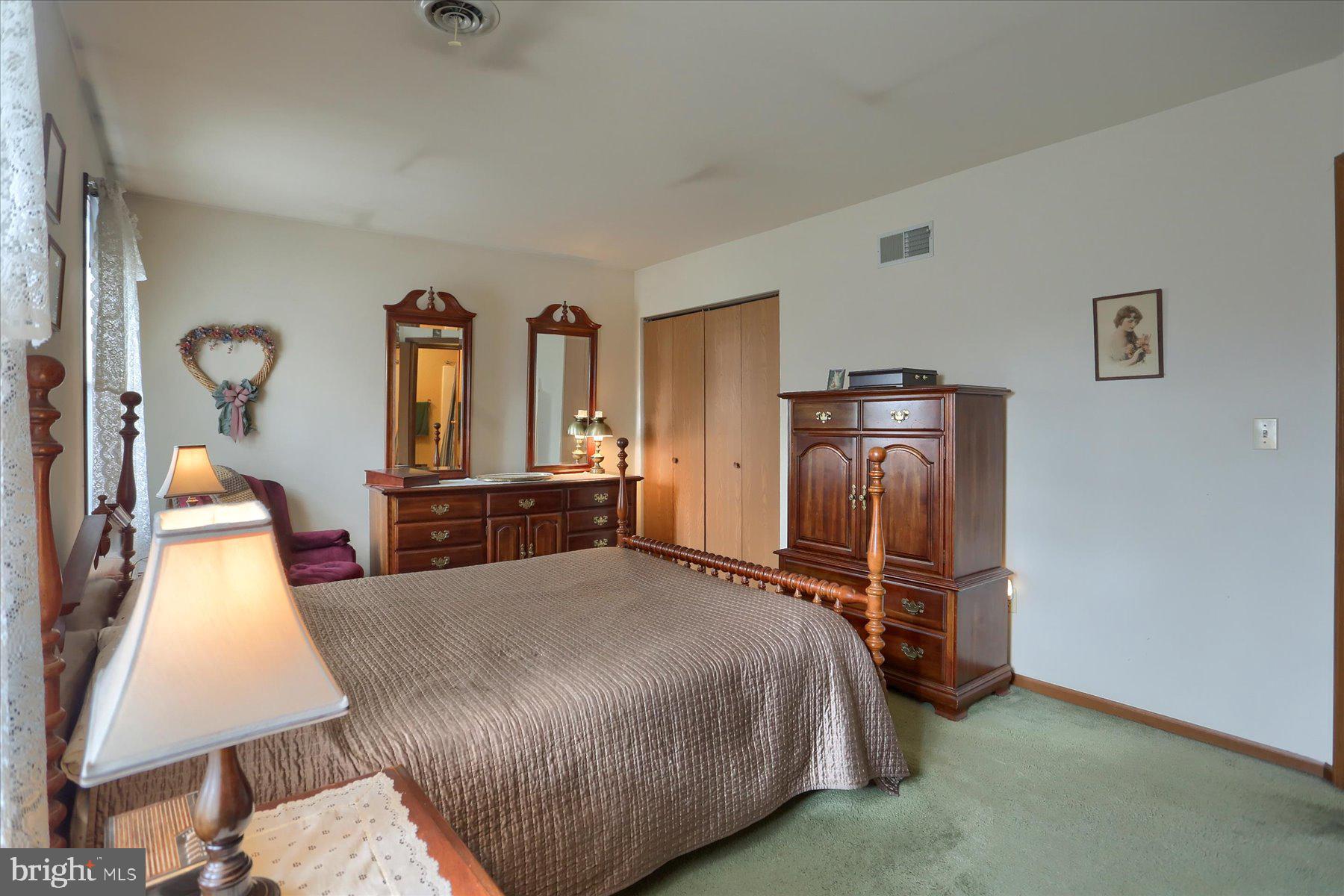 NORTHFIELD - Residential