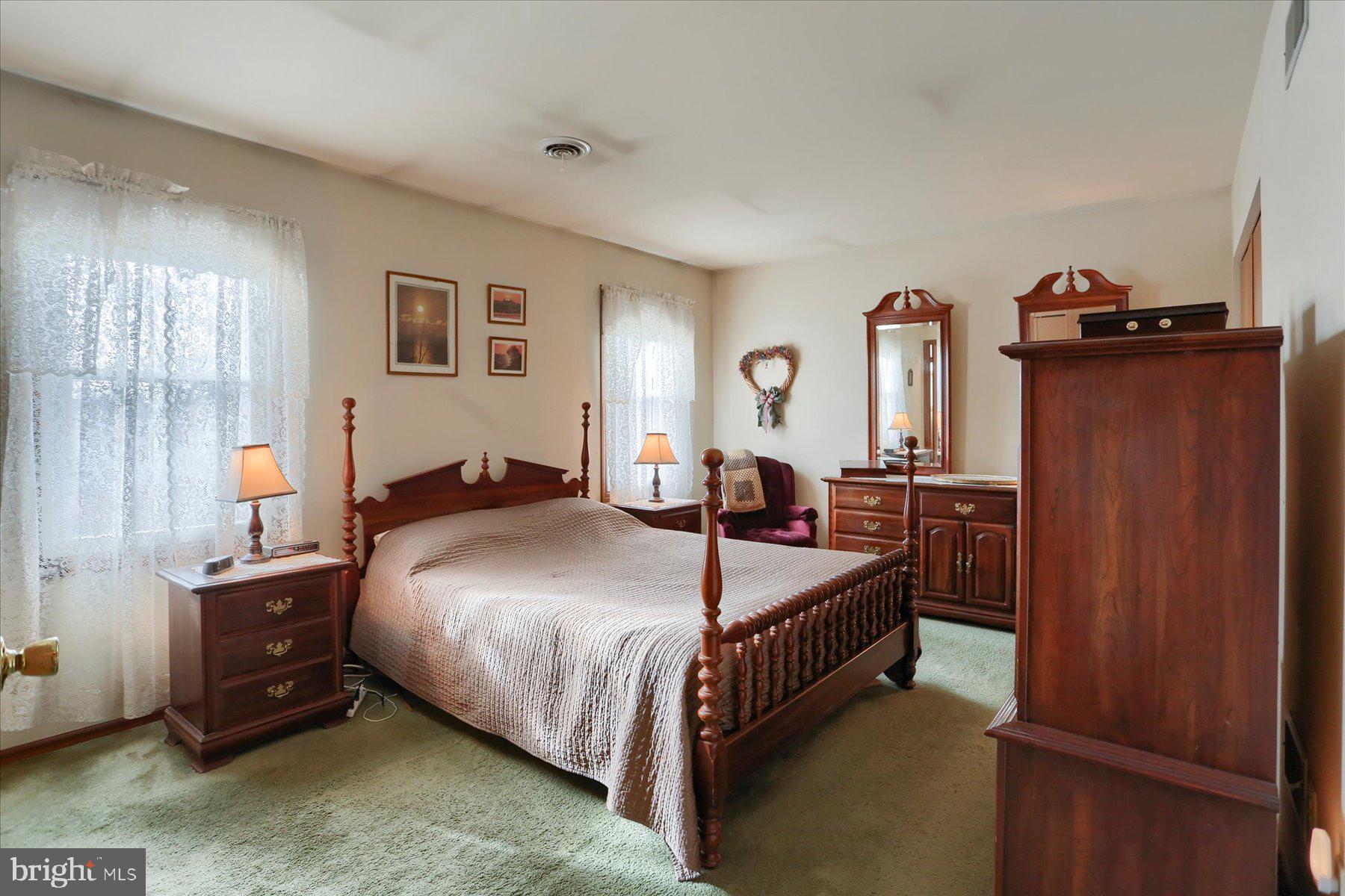NORTHFIELD - Residential