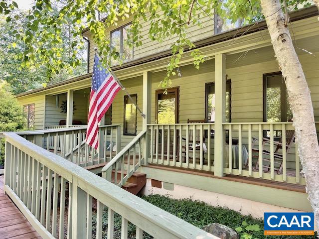 DEER LAKE ESTATES - Residential