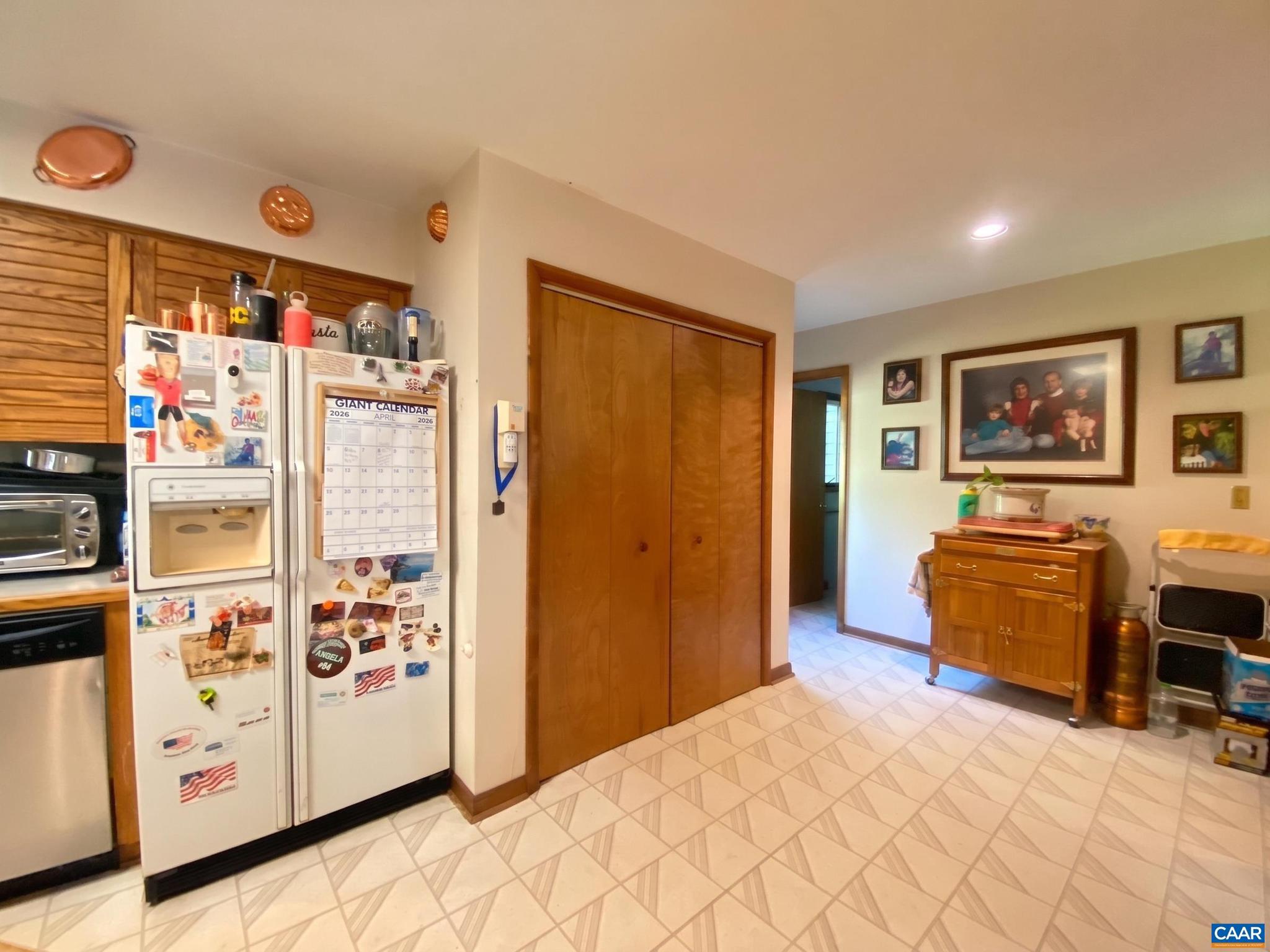 DEER LAKE ESTATES - Residential