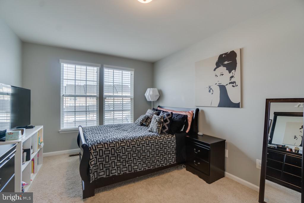 EMBREY MILL - Residential