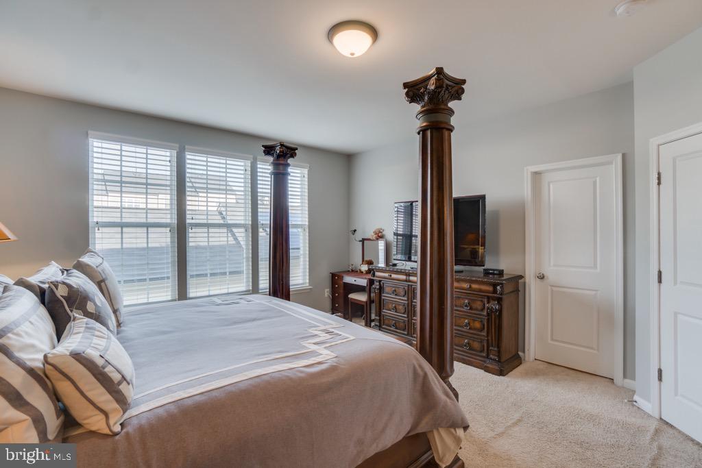 EMBREY MILL - Residential