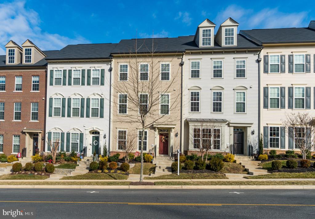 EMBREY MILL - Residential