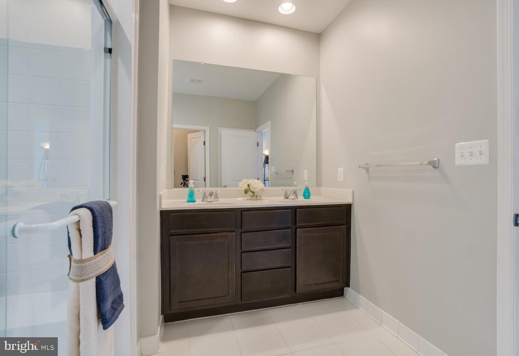 EMBREY MILL - Residential