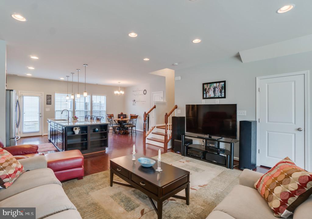 EMBREY MILL - Residential