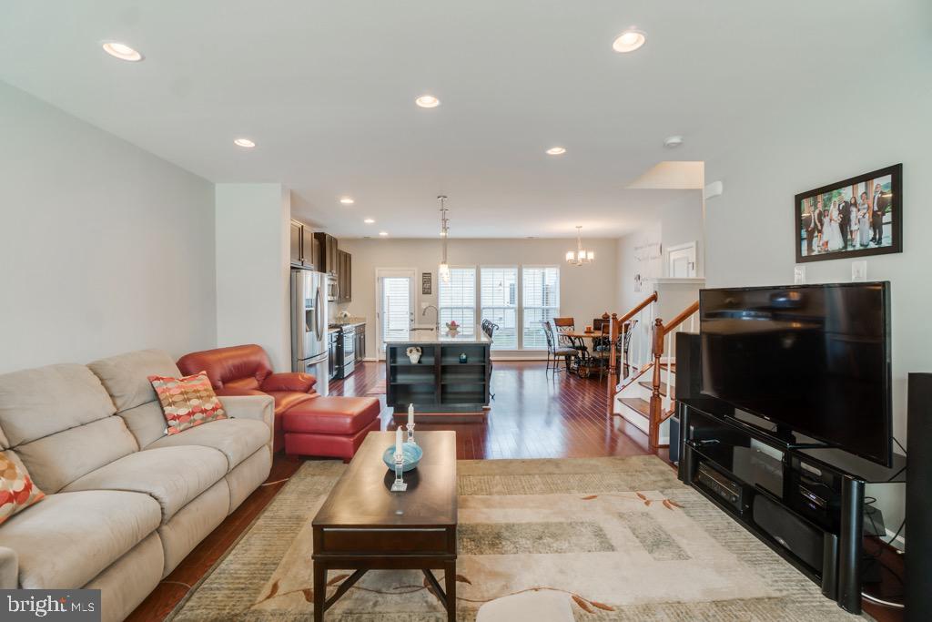 EMBREY MILL - Residential