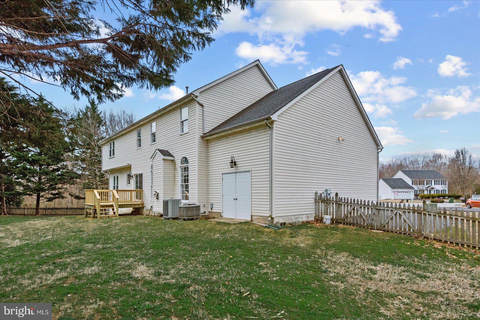 FOX POINT - Residential