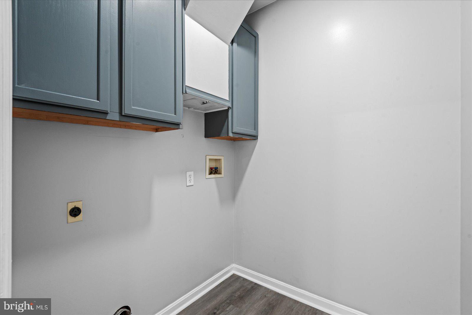 FOX POINT - Residential