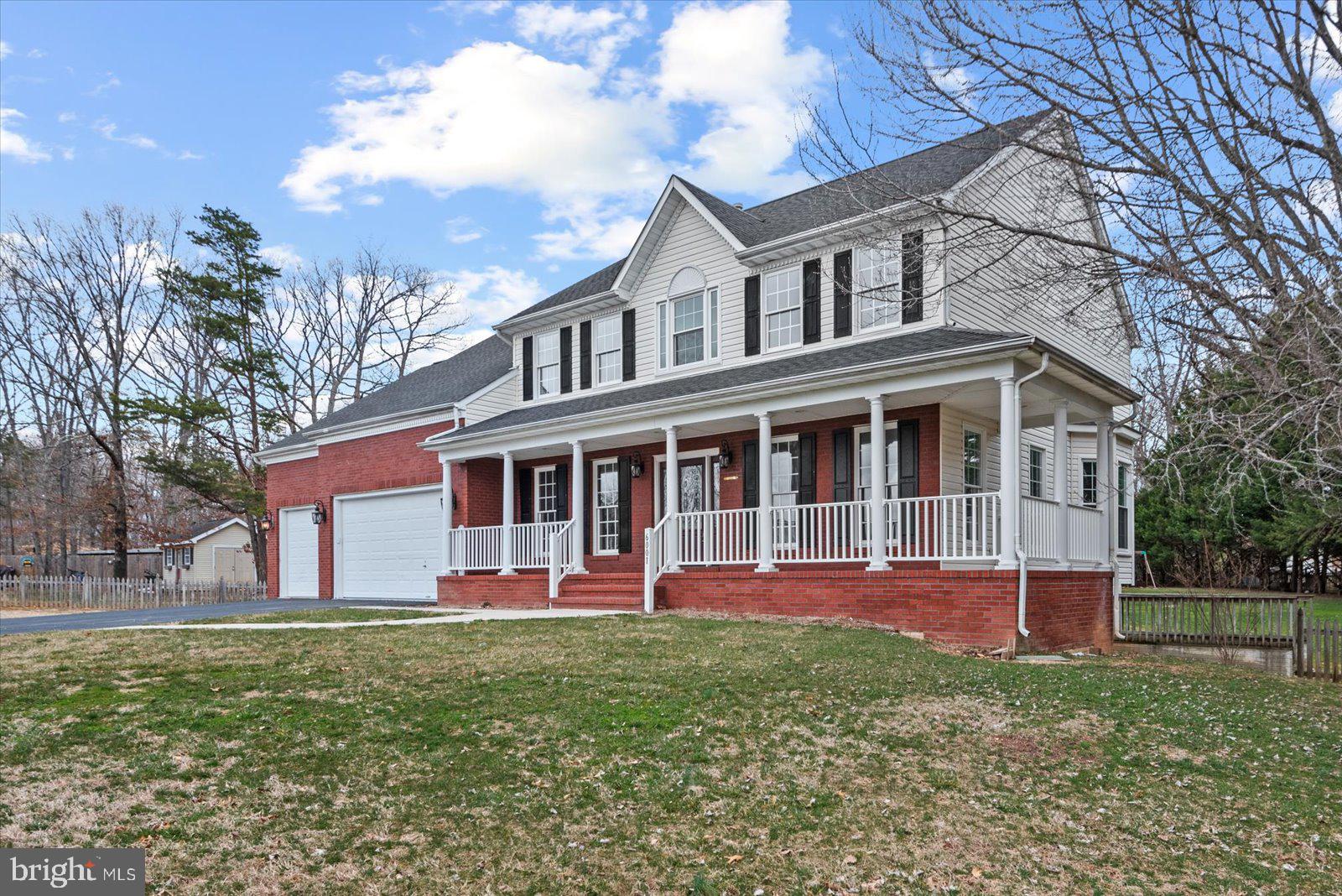 FOX POINT - Residential