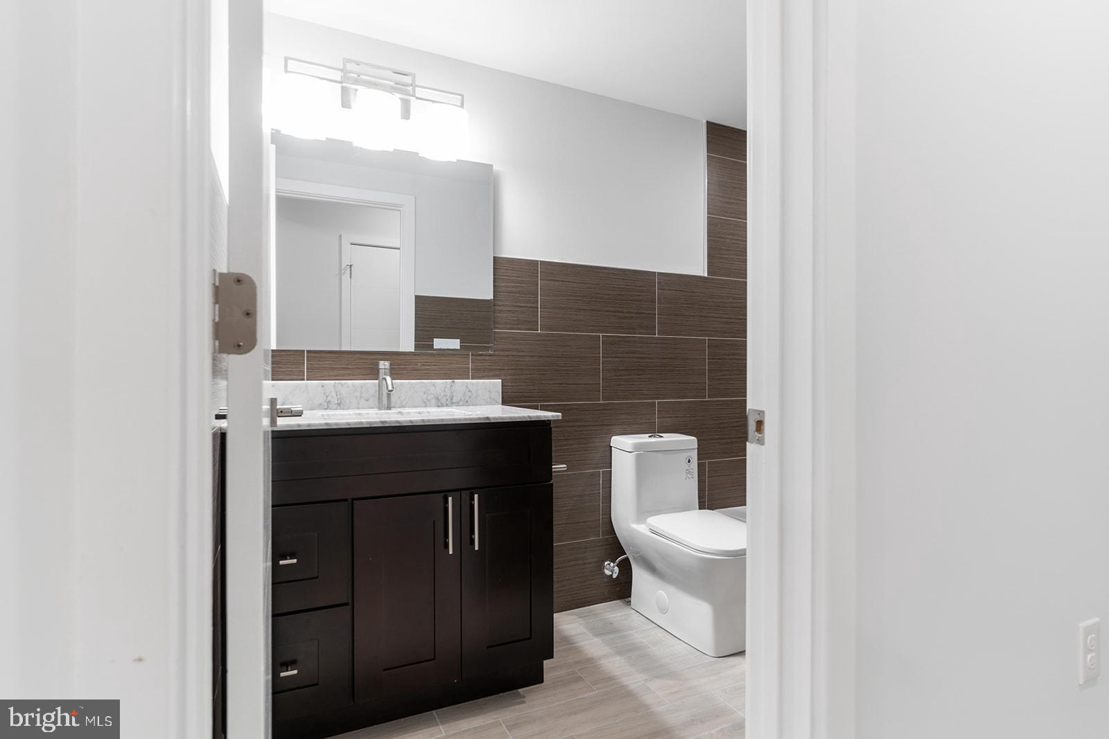 NORRIS SQUARE - Residential