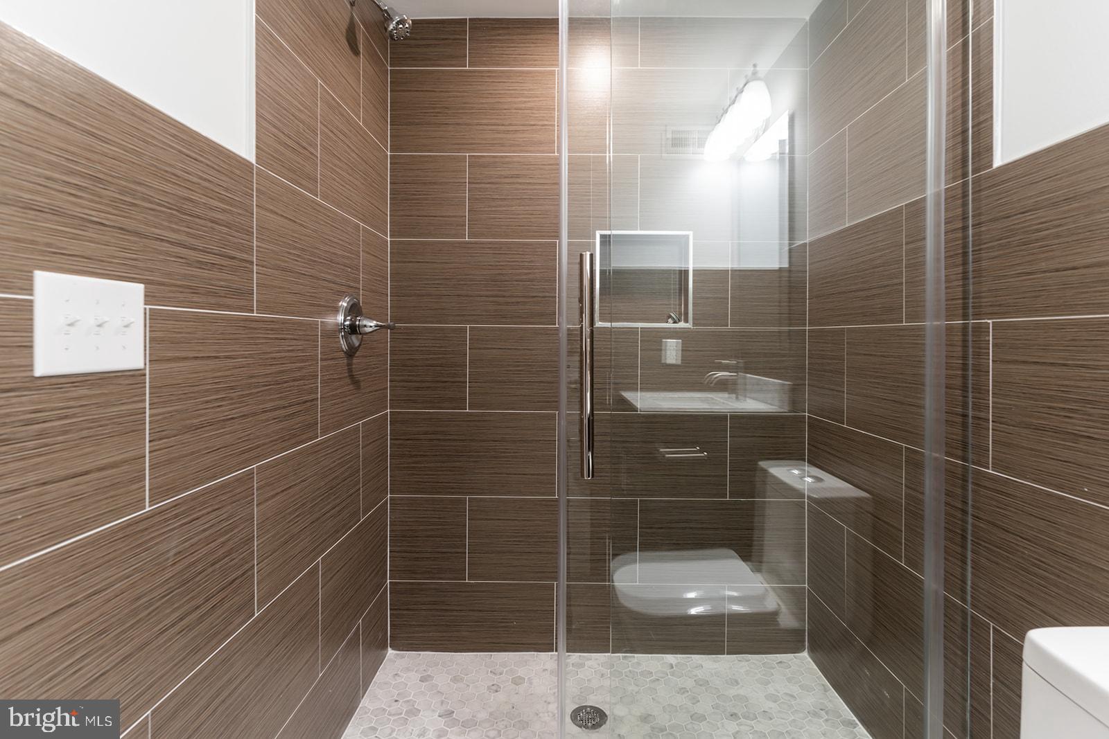 NORRIS SQUARE - Residential