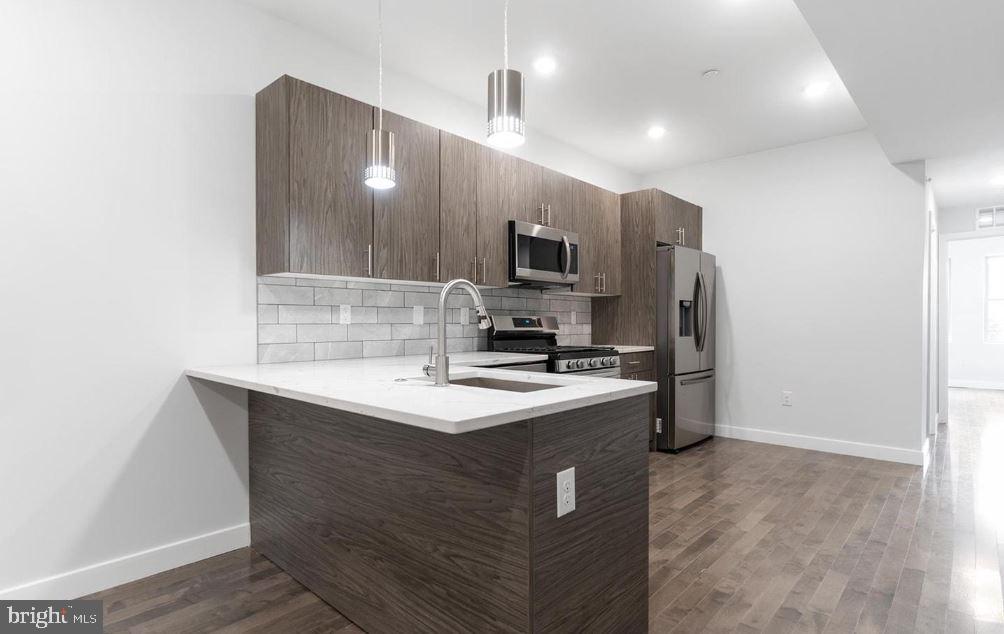 NORRIS SQUARE - Residential