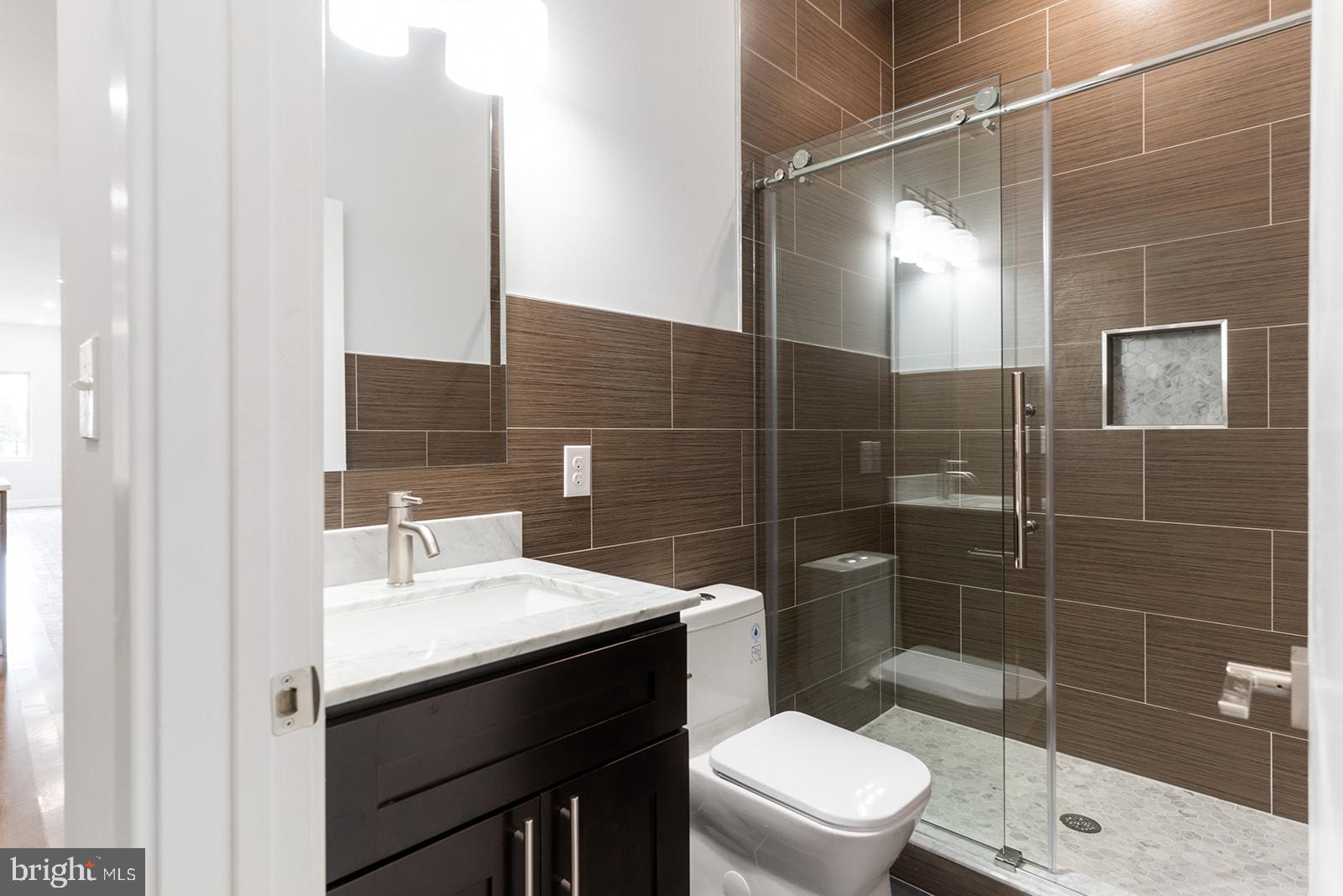 NORRIS SQUARE - Residential