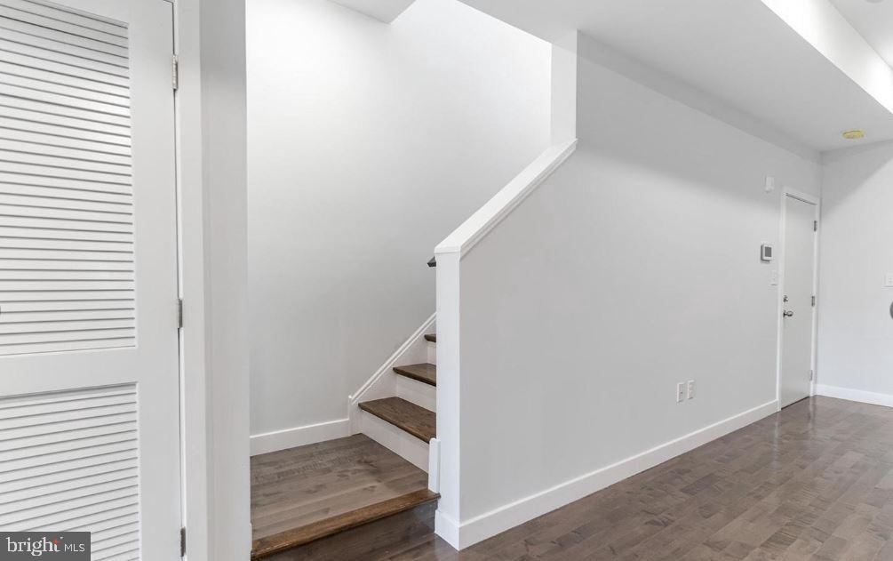 NORRIS SQUARE - Residential