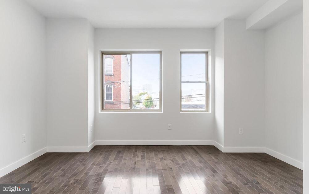 NORRIS SQUARE - Residential