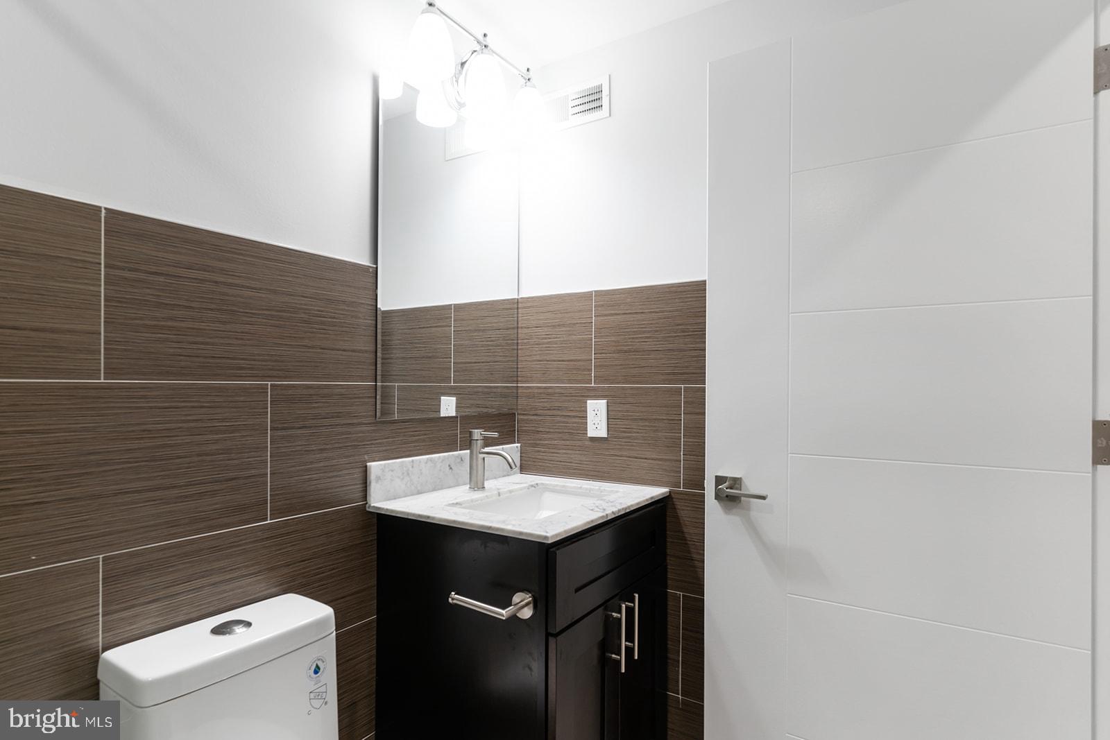 NORRIS SQUARE - Residential