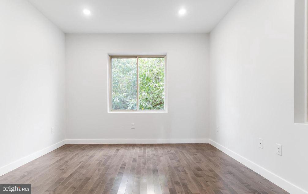 NORRIS SQUARE - Residential