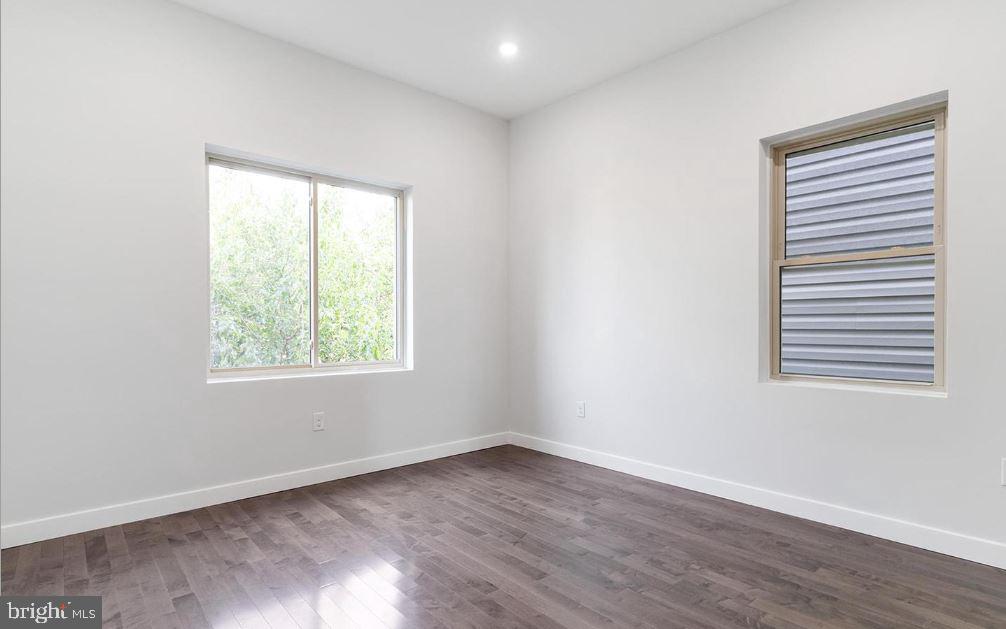 NORRIS SQUARE - Residential