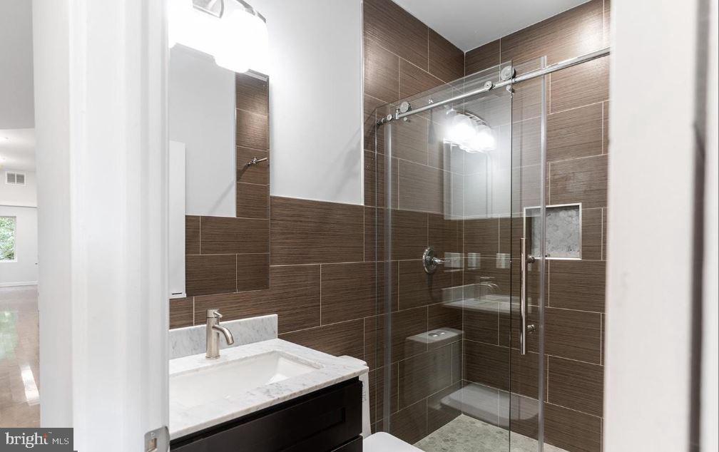 NORRIS SQUARE - Residential