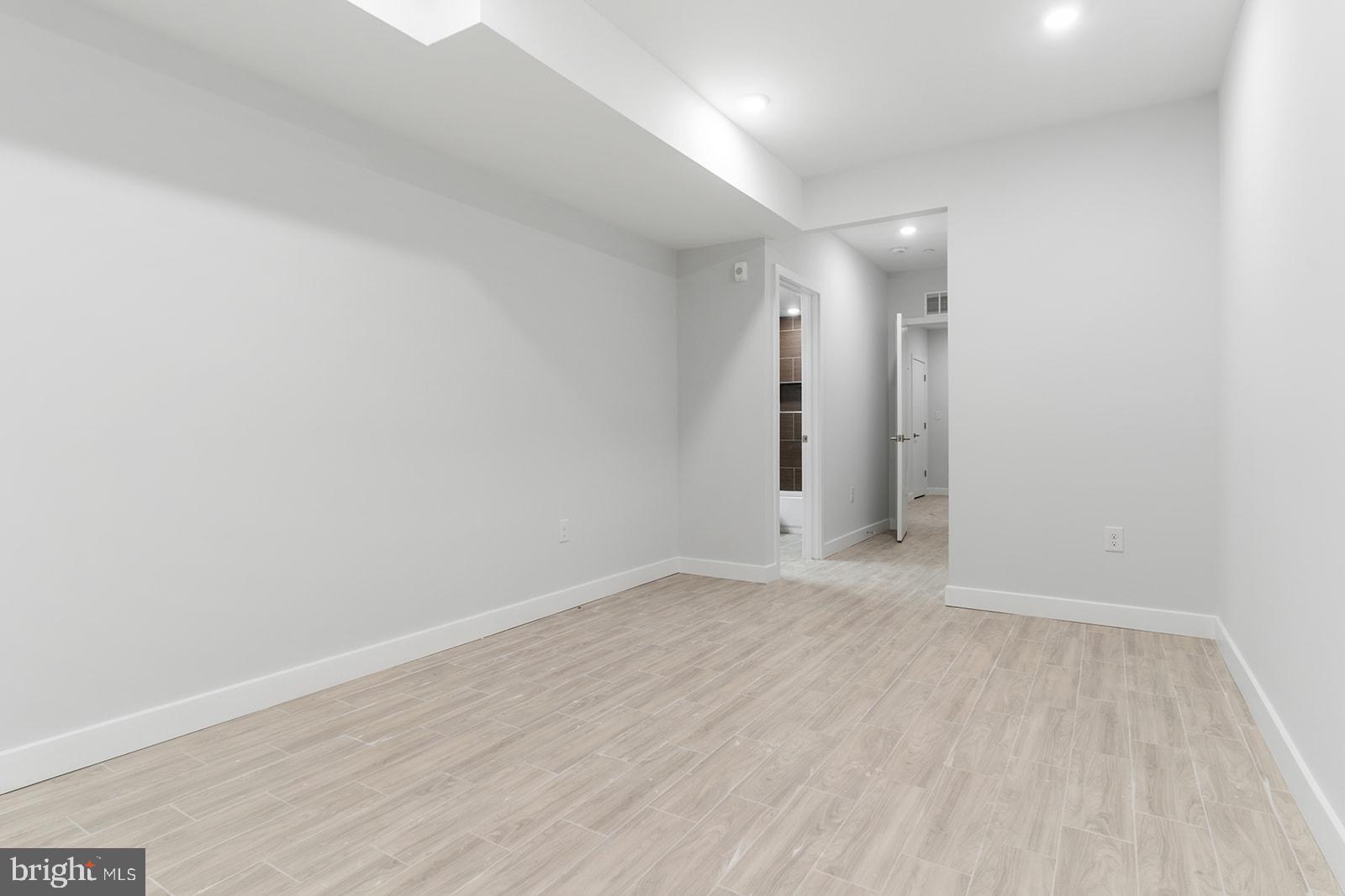 NORRIS SQUARE - Residential