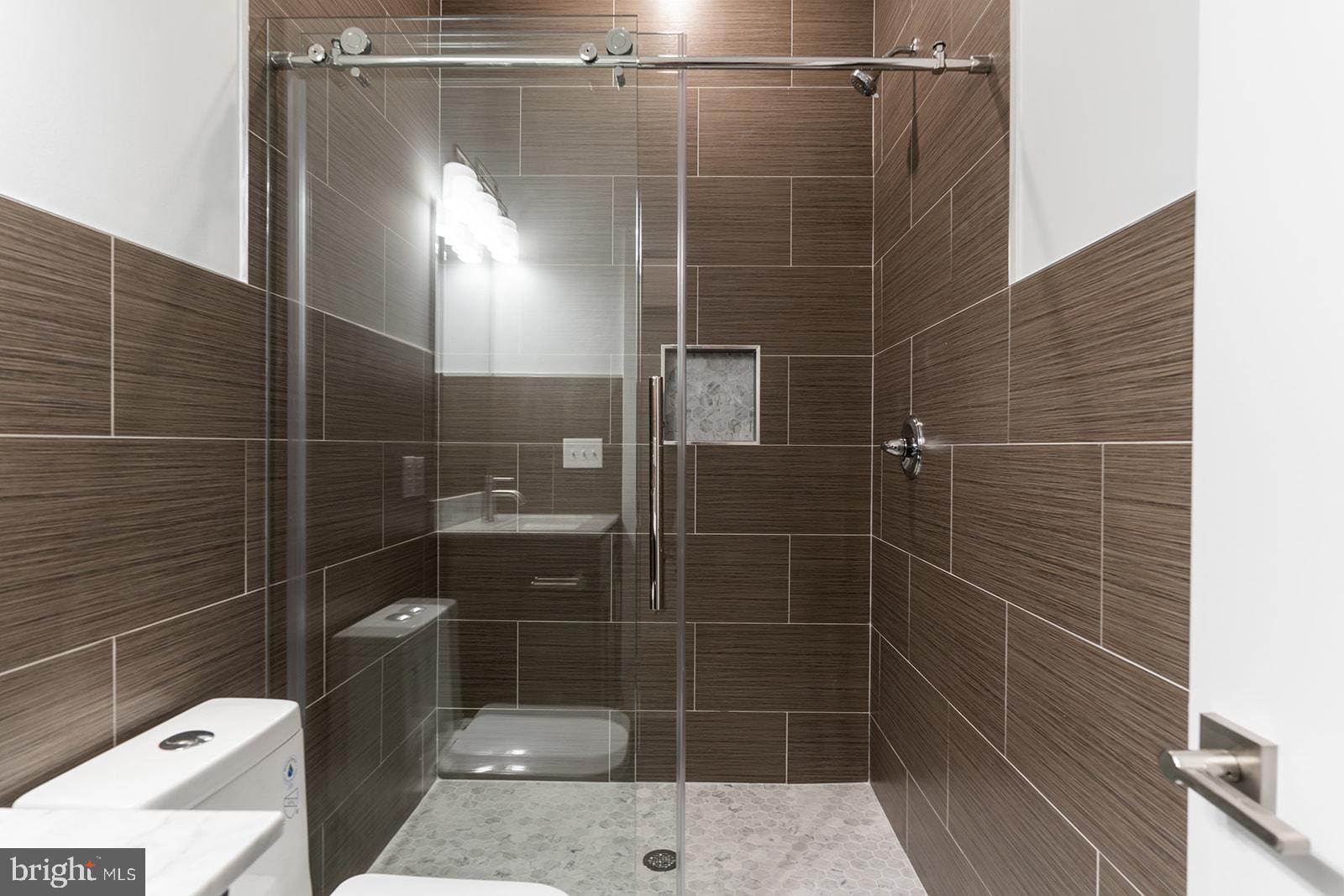 NORRIS SQUARE - Residential