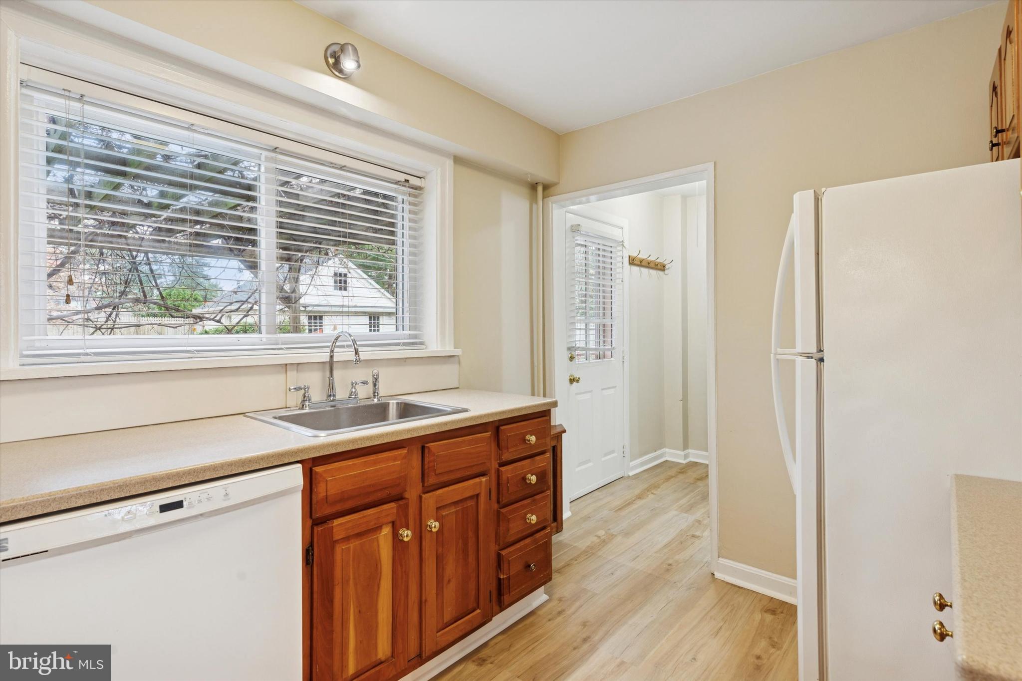 LOGAN SQ - Residential