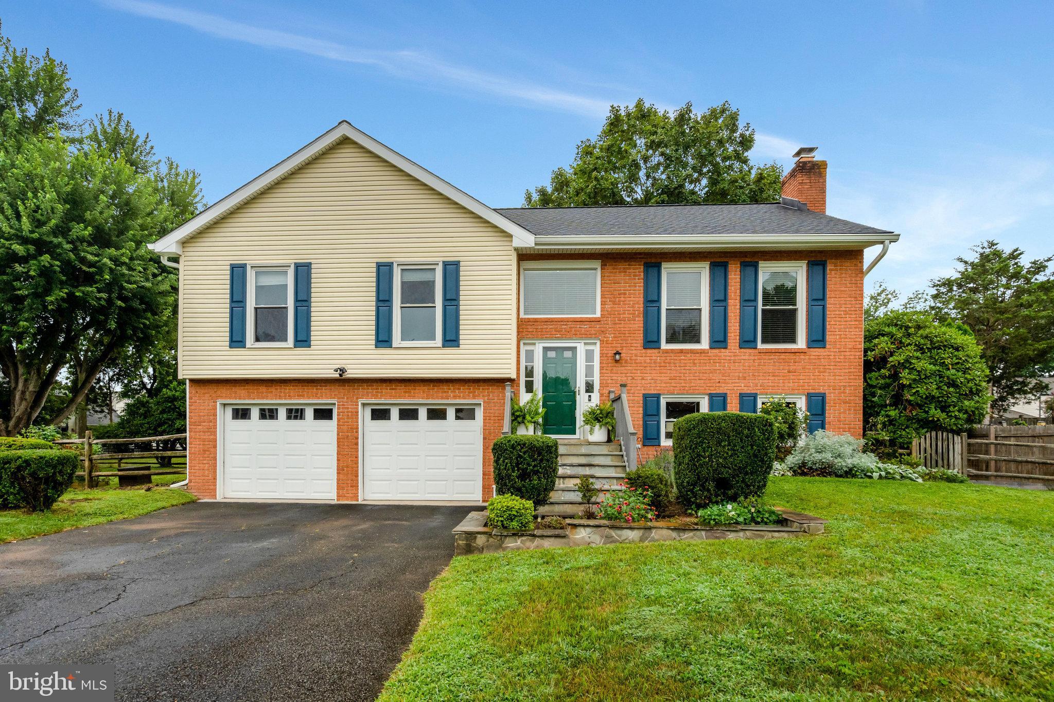 10124 TRINITY LANE