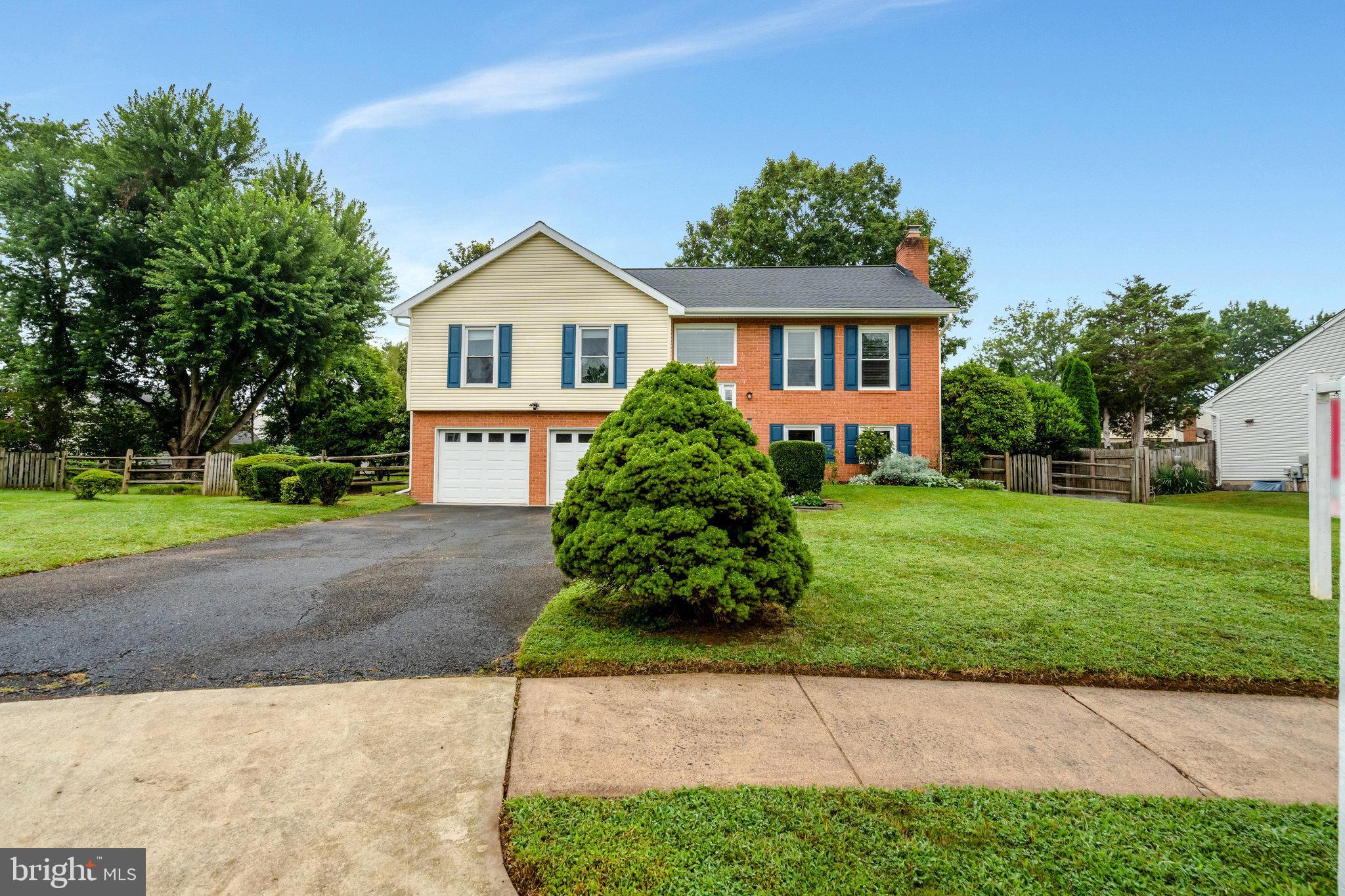 10124 TRINITY LANE