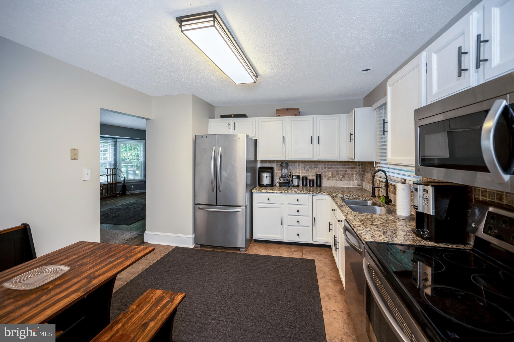 LAKE LAND OR - Residential