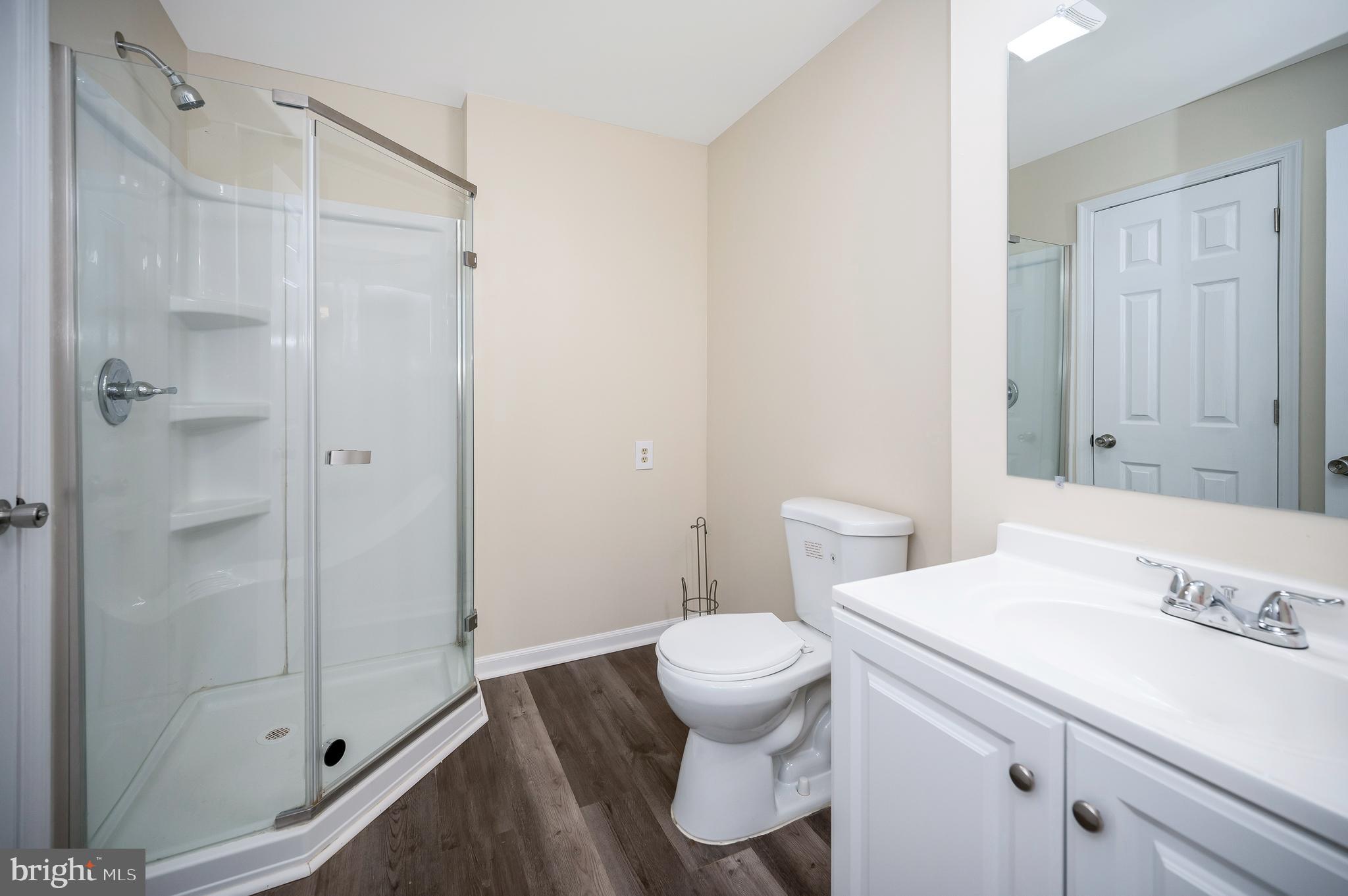 LAKE LAND OR - Residential