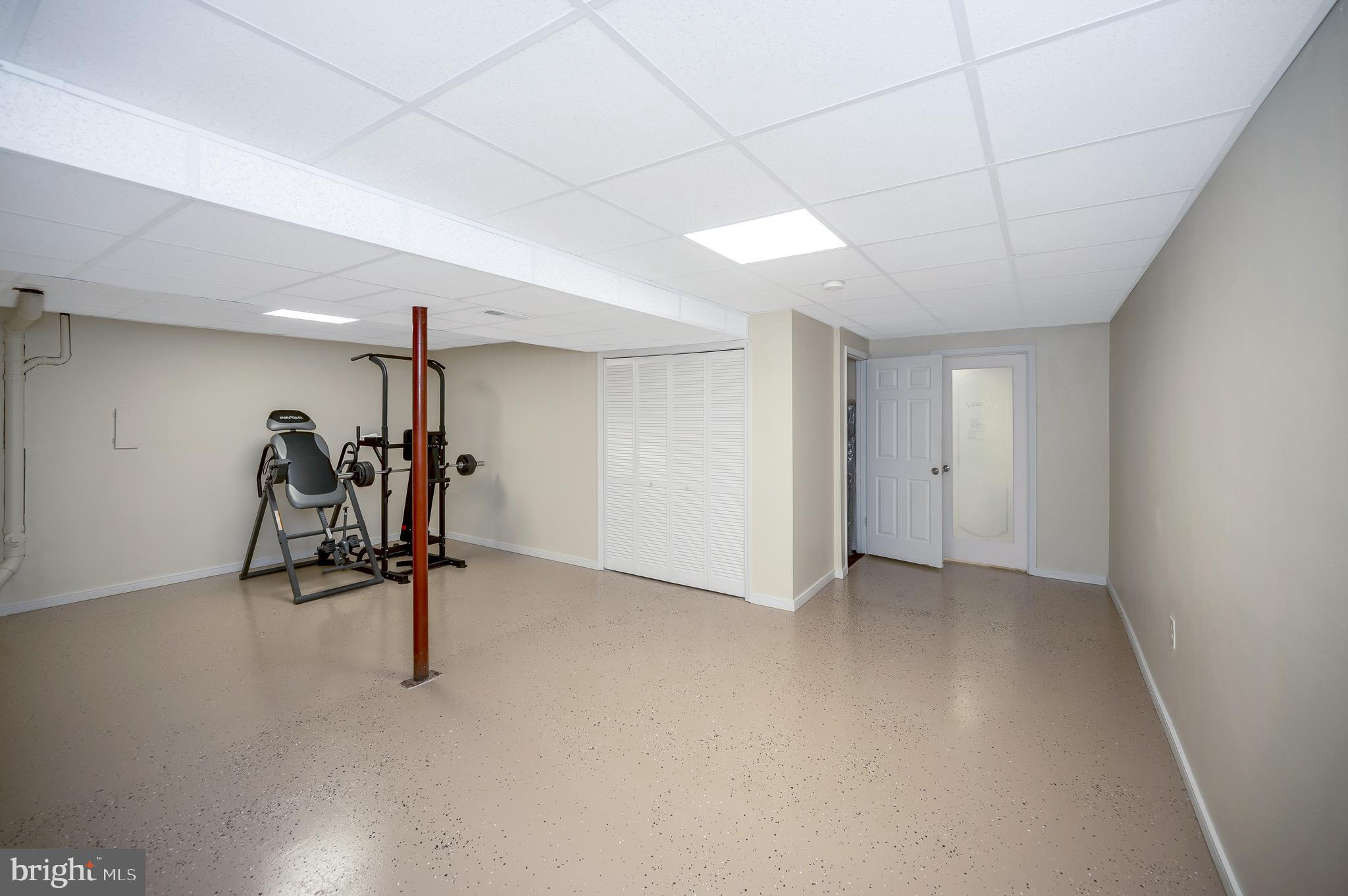 LAKE LAND OR - Residential