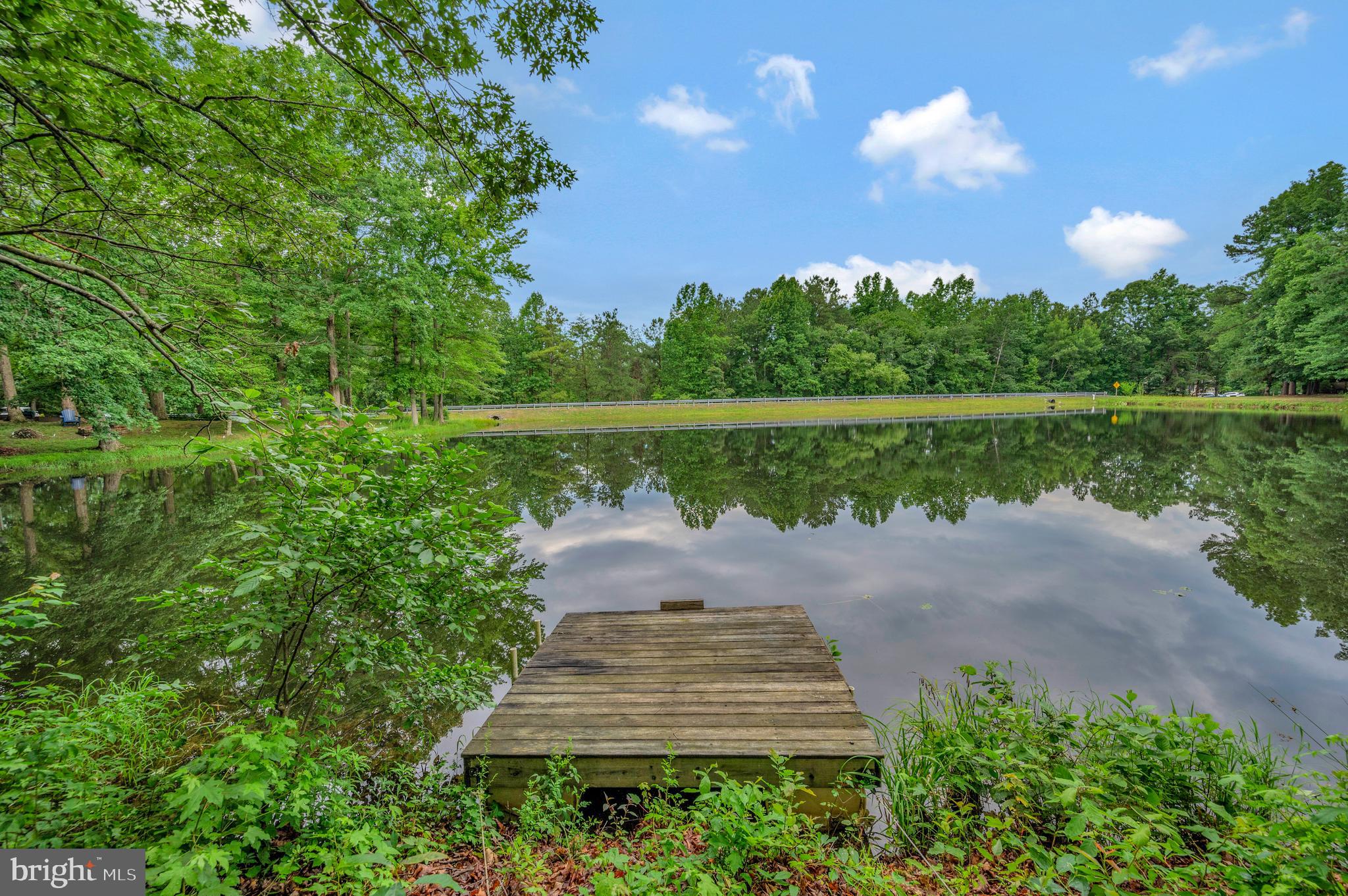 LAKE LAND OR - Residential