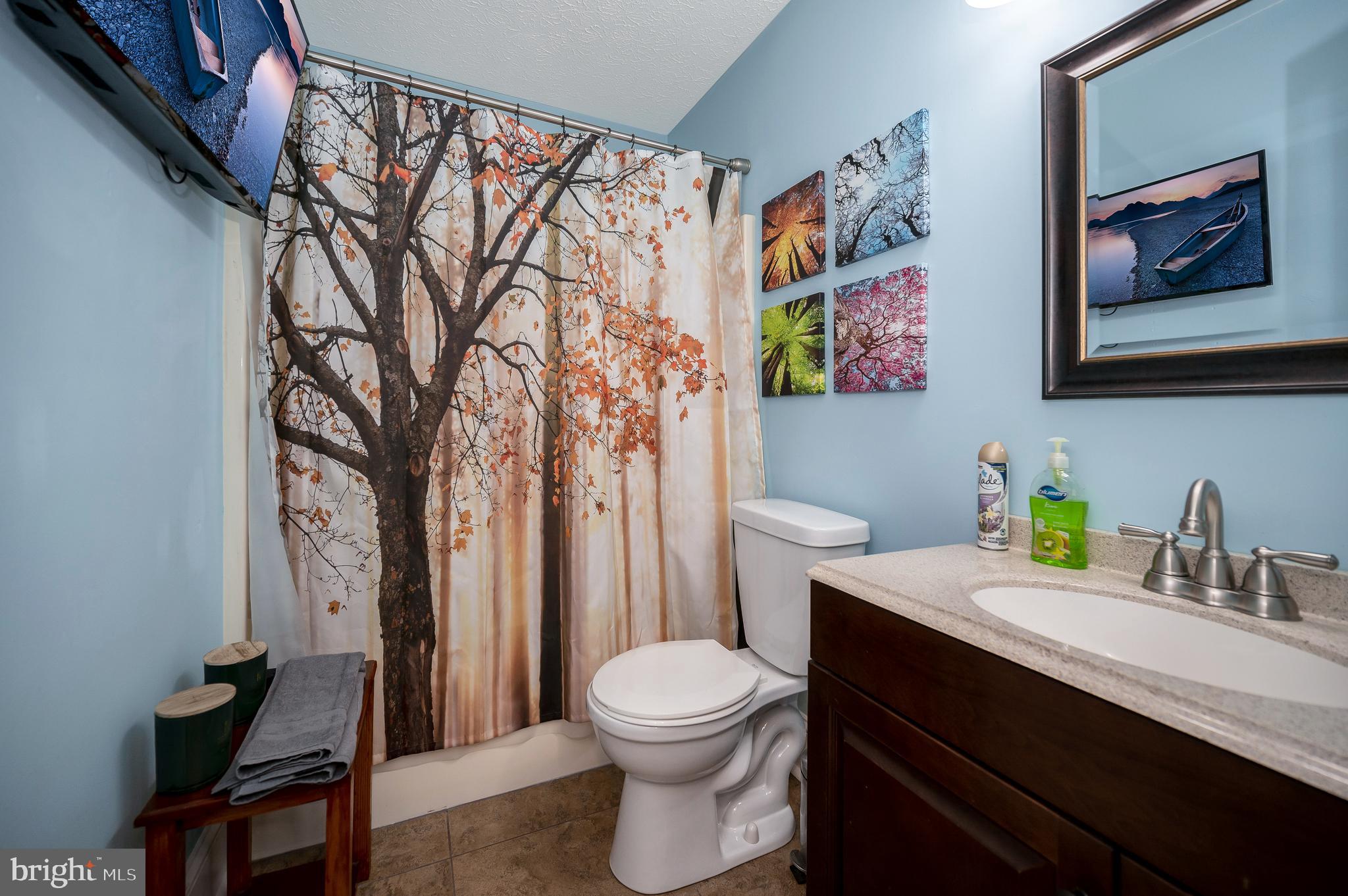 LAKE LAND OR - Residential