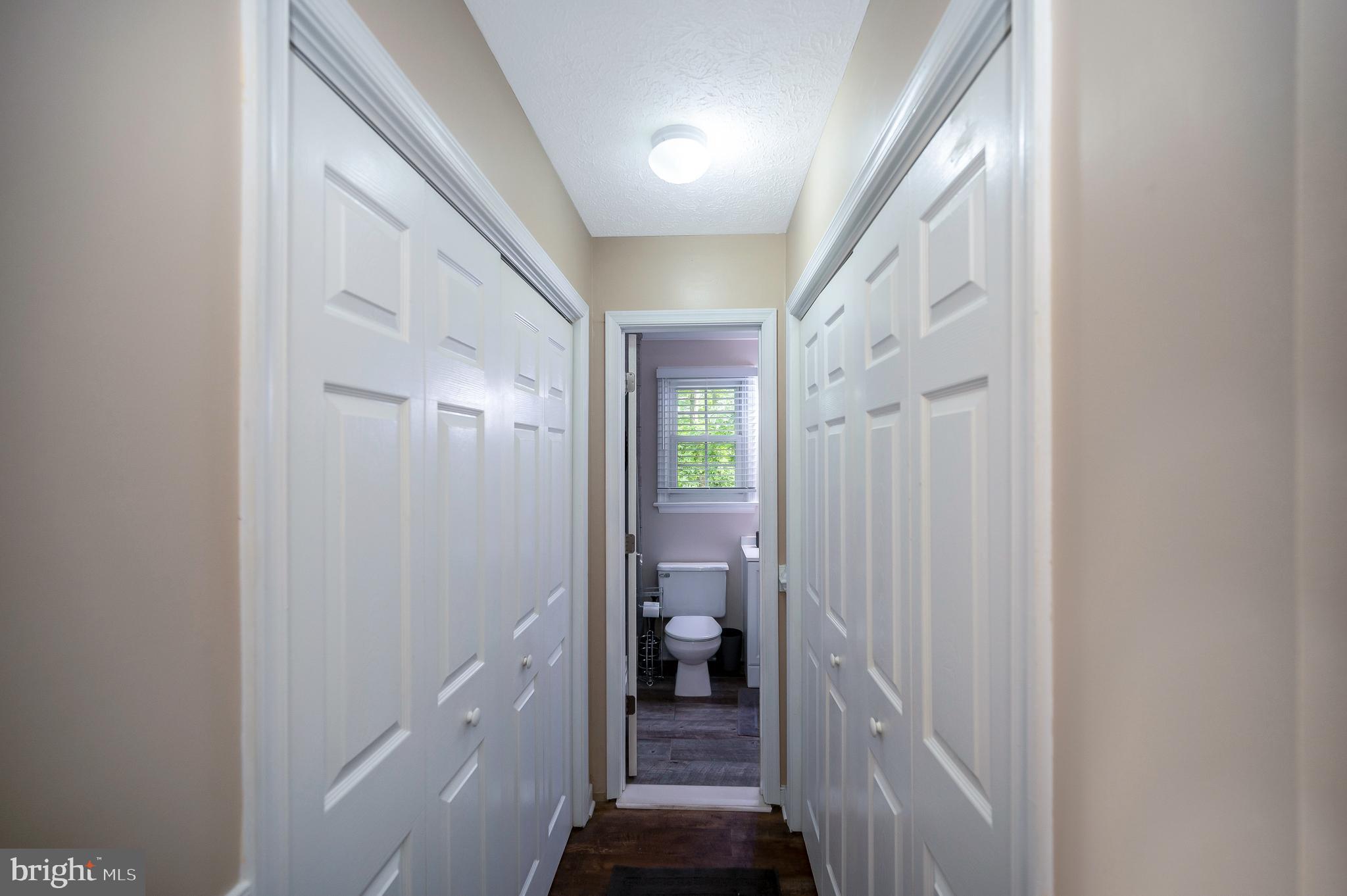 LAKE LAND OR - Residential