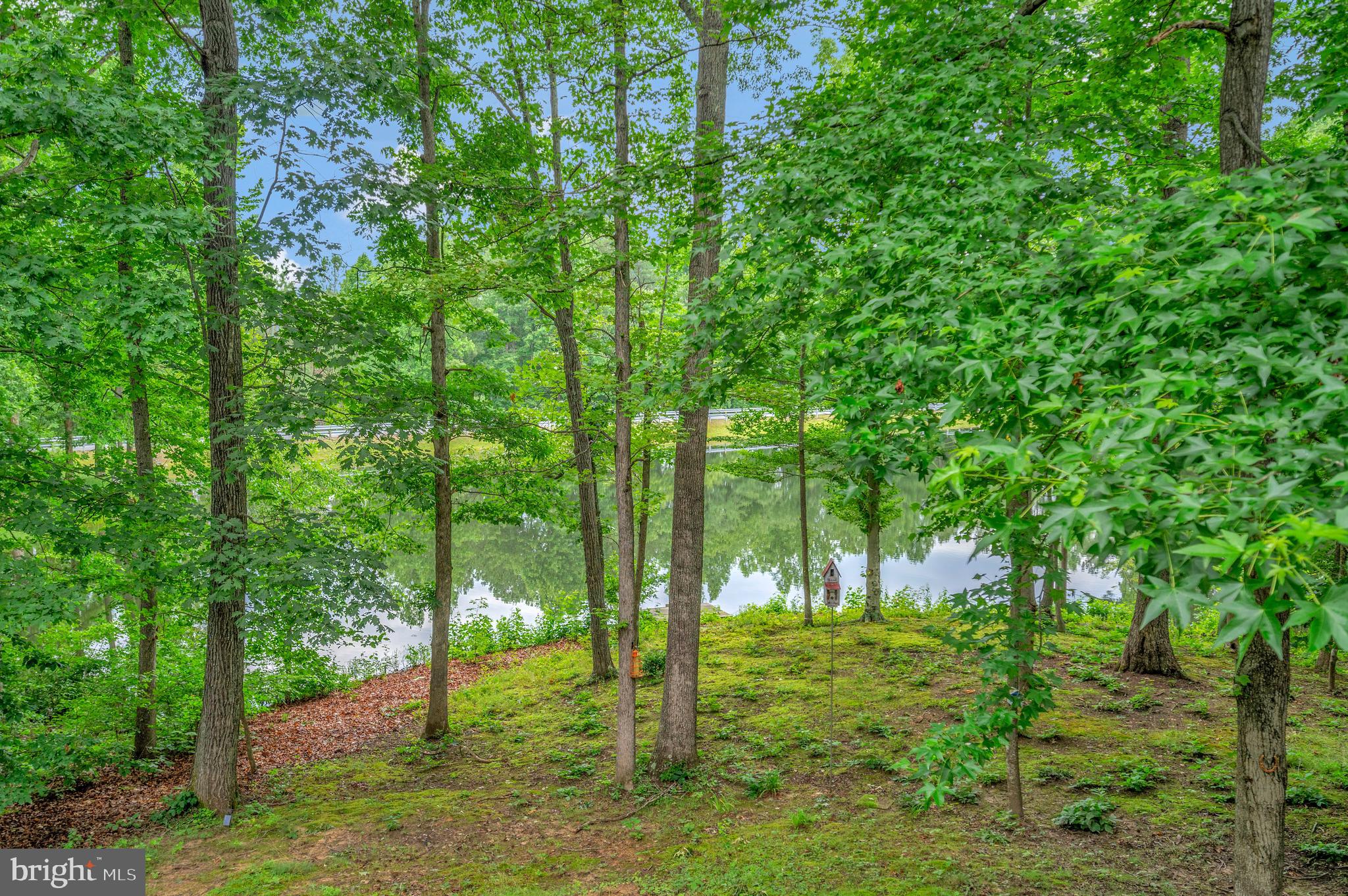 LAKE LAND OR - Residential