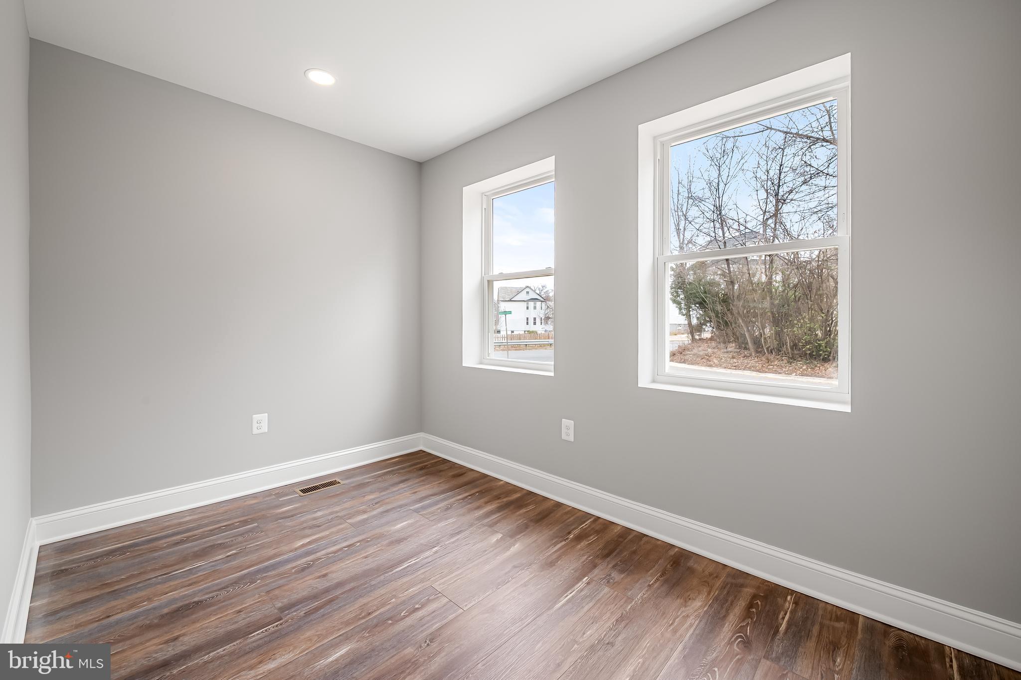 HAMILTON HEIGHTS - Residential