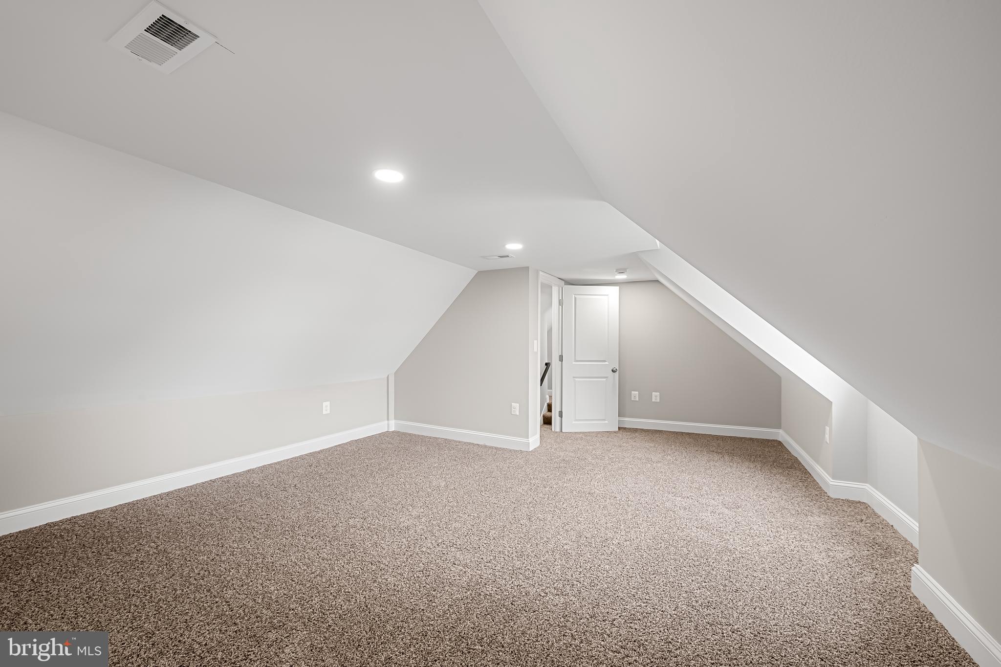 HAMILTON HEIGHTS - Residential