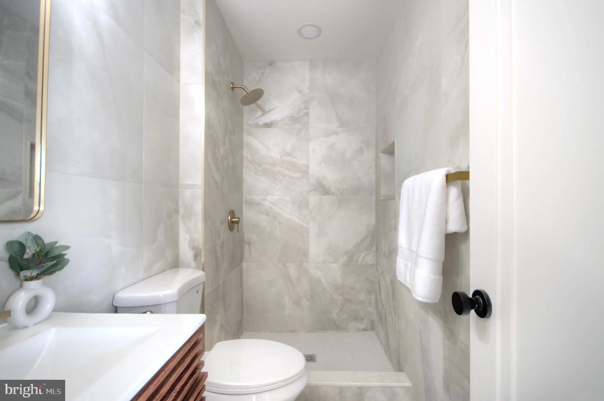 Williamstown, New Jersey 08094, United States, 3 Bedrooms Bedrooms, ,3 BathroomsBathrooms,Residential,Active,254937