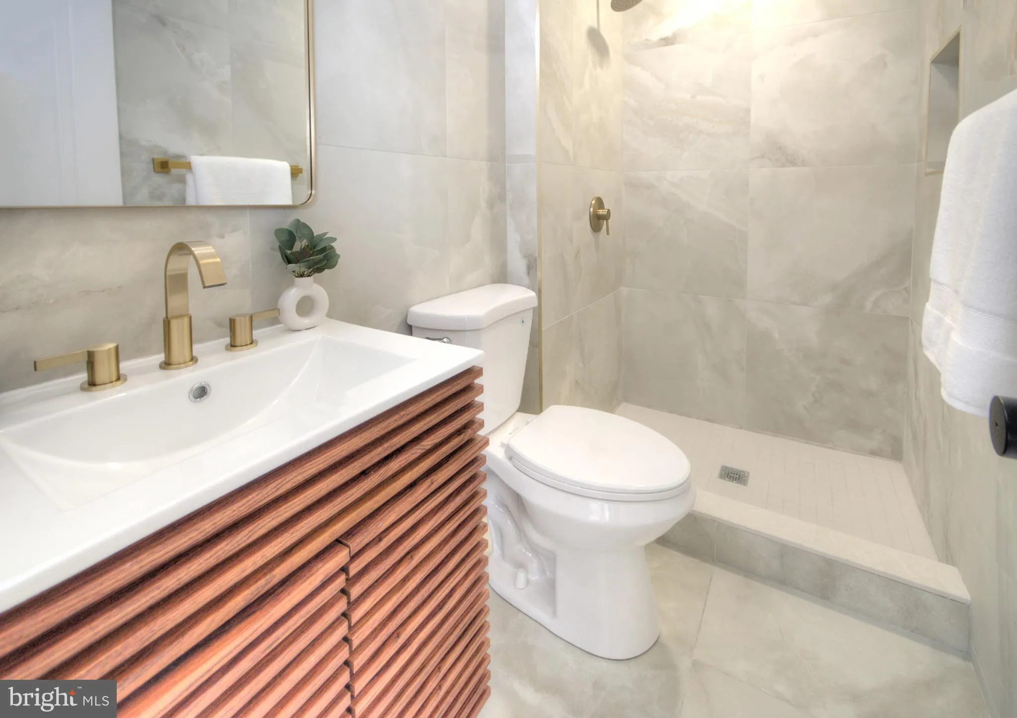 Williamstown, New Jersey 08094, United States, 3 Bedrooms Bedrooms, ,3 BathroomsBathrooms,Residential,Active,254937