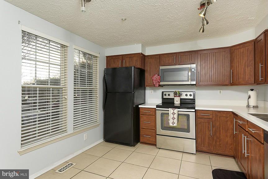 WYNDEMERE - Residential