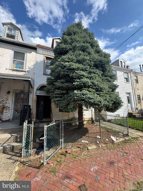 Townhouse For Sale - 4271 Paul Street<br/> Philadelphia County, PHILADELPHIA, PA 19124