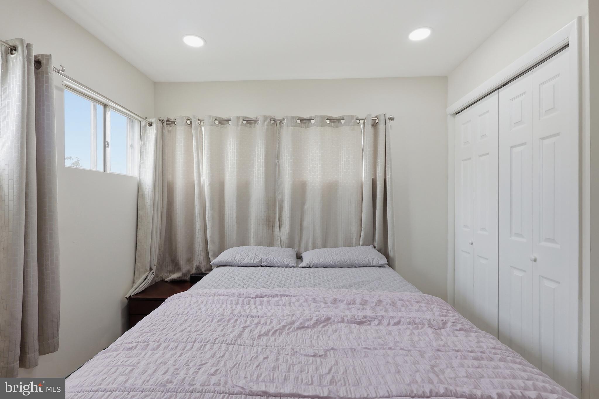 FAIRLESS HILLS - Residential