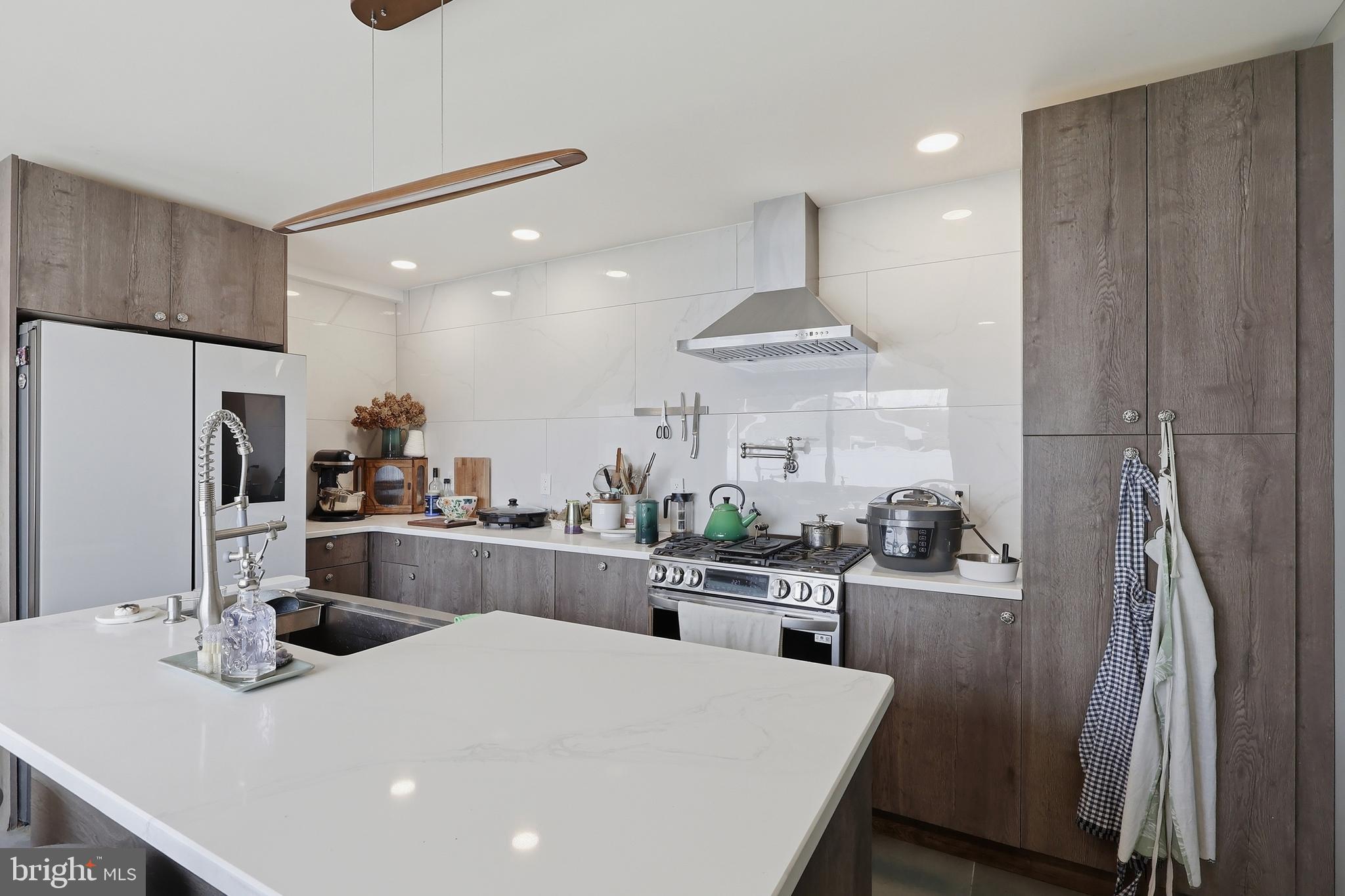 FAIRLESS HILLS - Residential