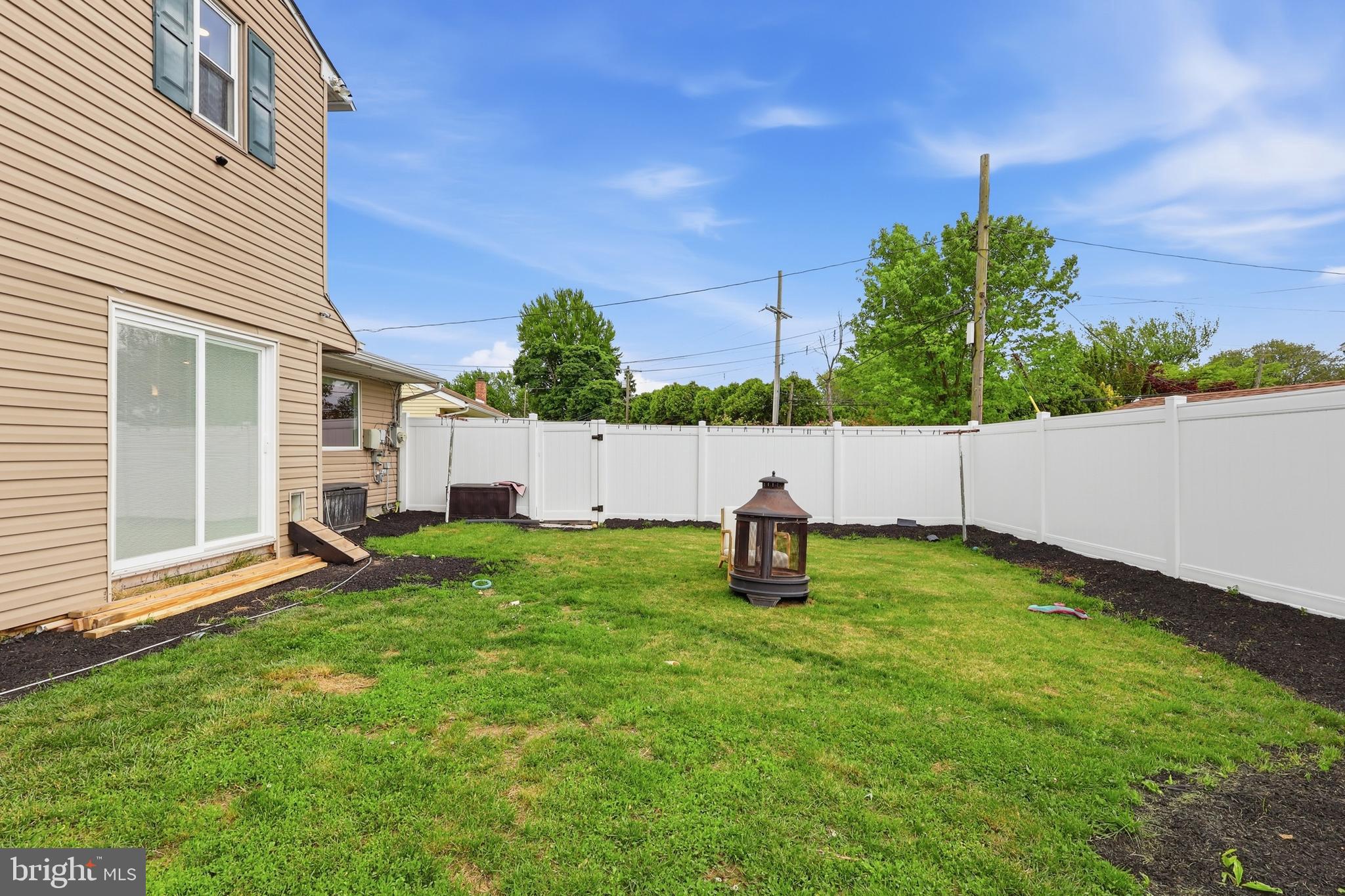 FAIRLESS HILLS - Residential
