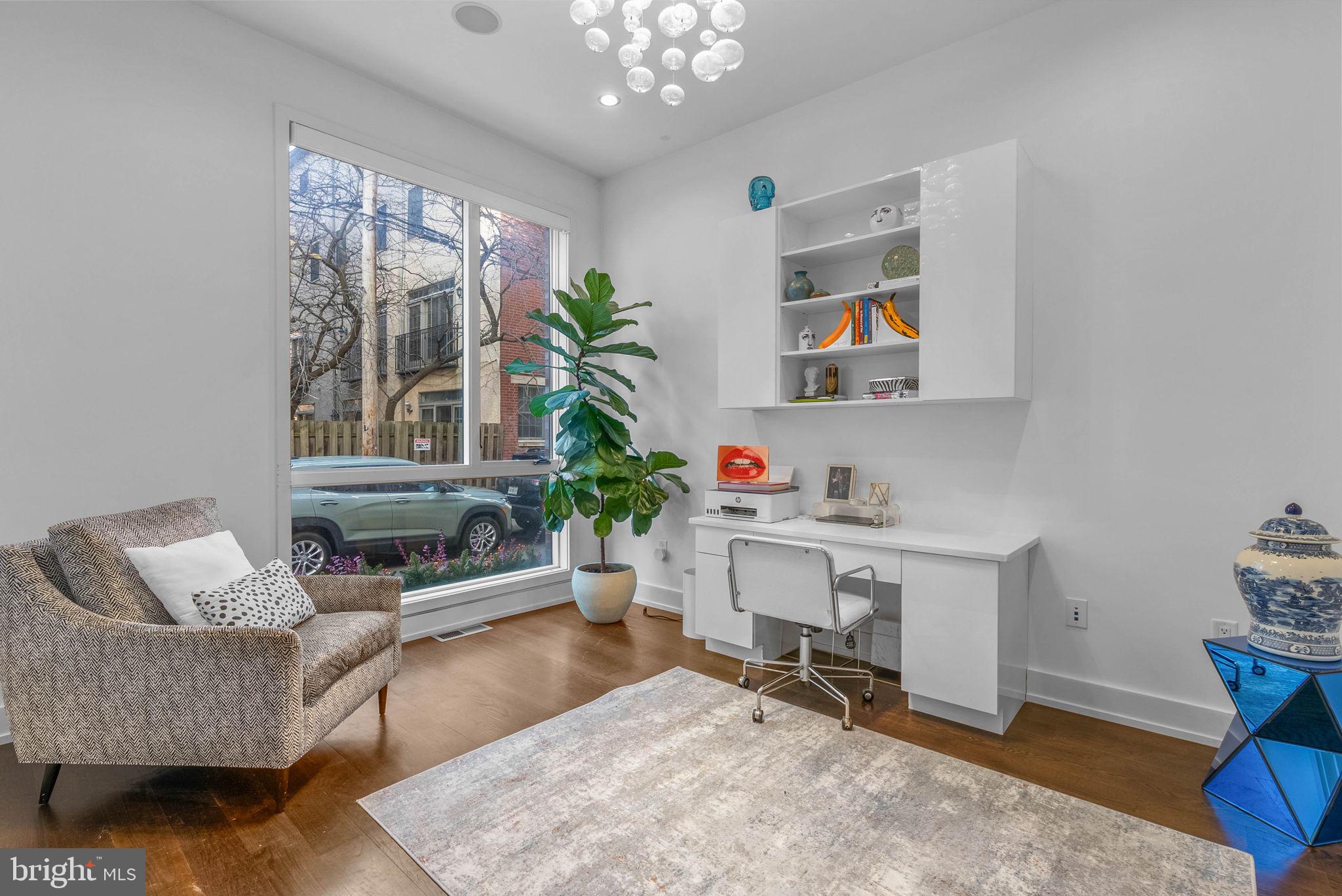 BELLA VISTA - Residential